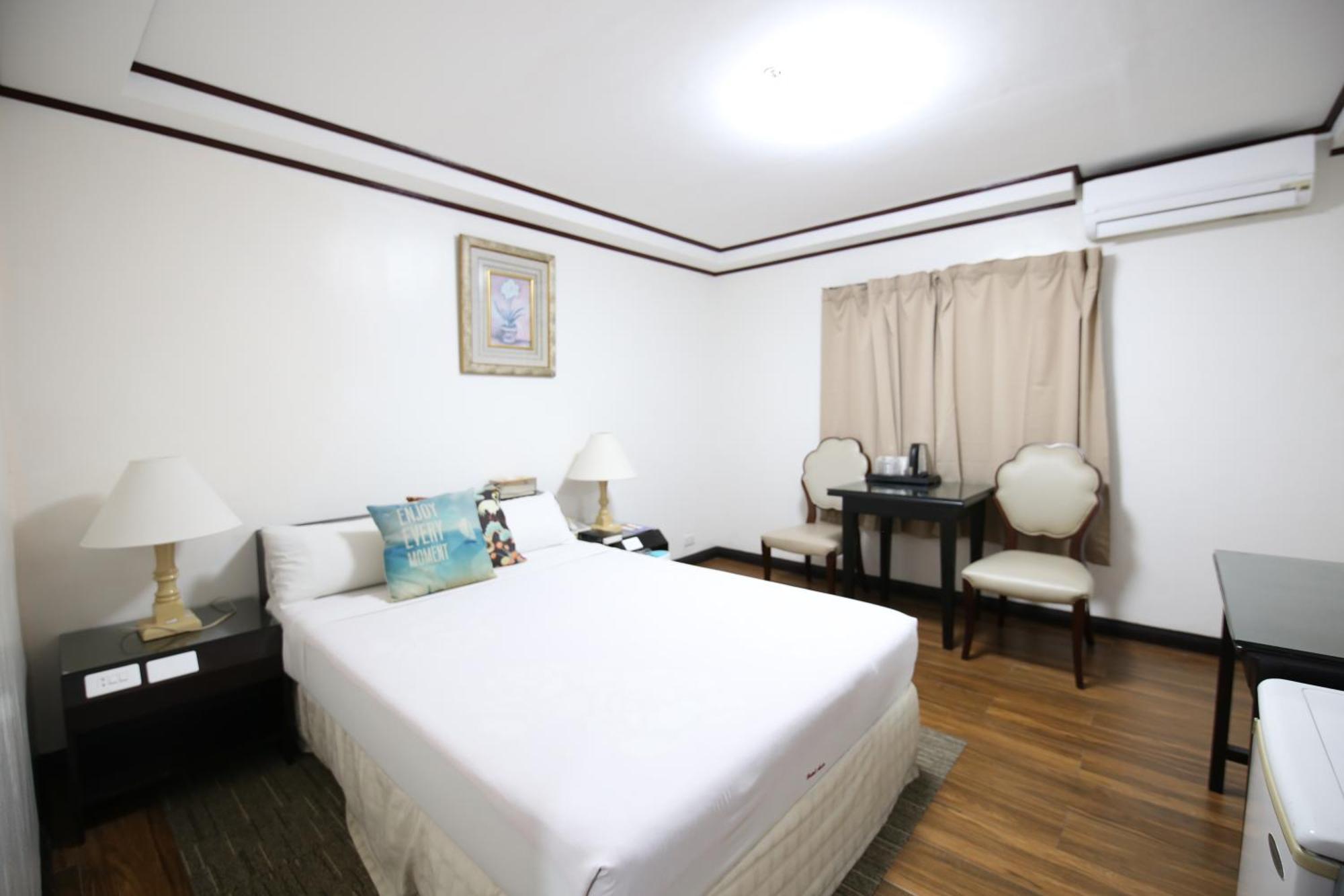 Hotel Asia Cebu Esterno foto