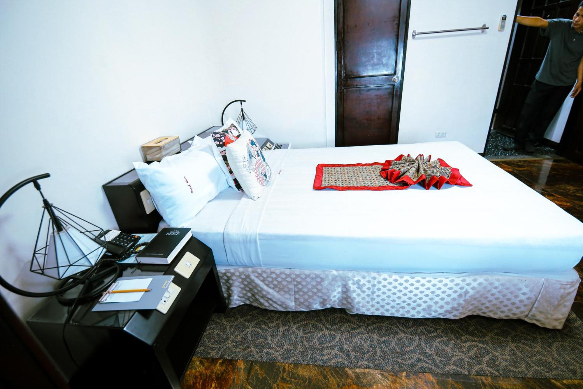 Hotel Asia Cebu Esterno foto