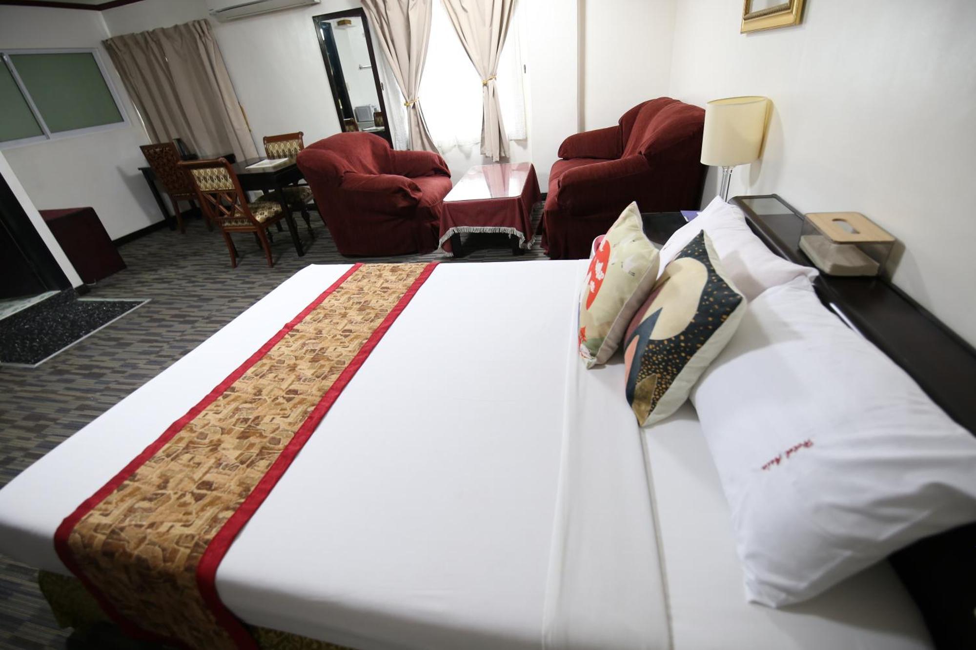 Hotel Asia Cebu Esterno foto