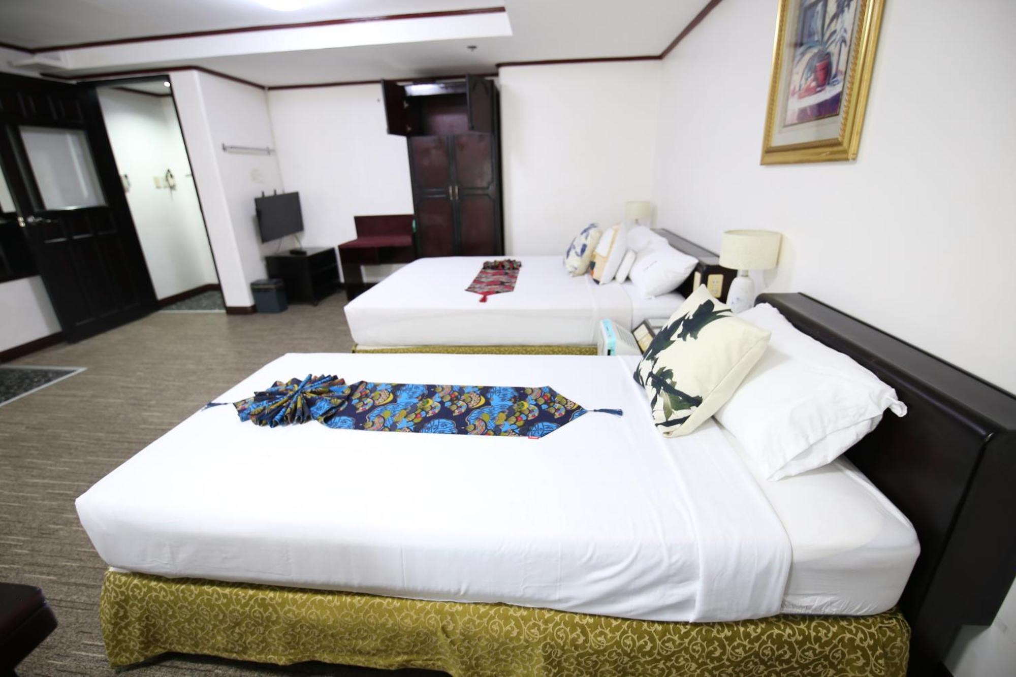 Hotel Asia Cebu Esterno foto